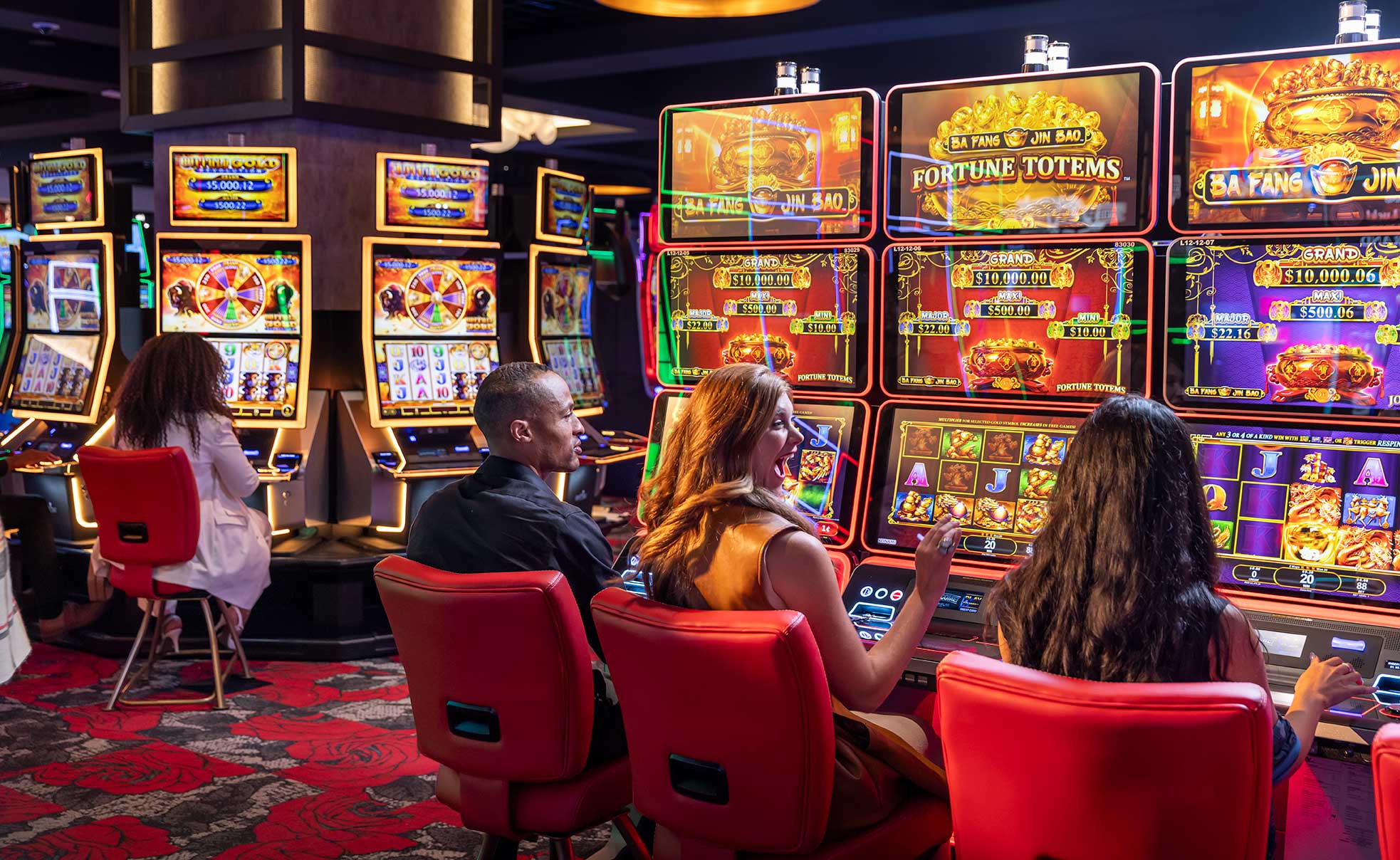 c7娱乐豪华赌场大厅展示